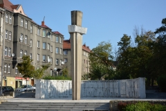 image002