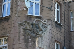 image004